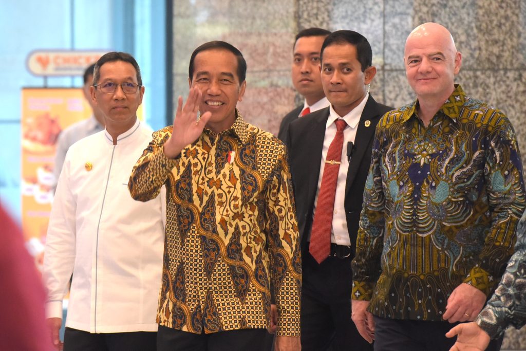 Presiden Jokowi Resmikan Kantor FIFA di Jakarta